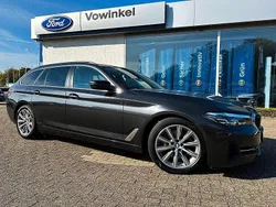 Grau Gebraucht 2020 BMW 530 Performance Kombi | 33.895 € (Fairer Preis)