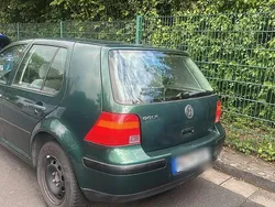 Grün Gebraucht 1999 VW Golf IV Limousine | 850 € (Superpreis)