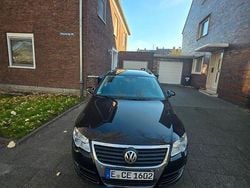 Schwarz Gebraucht 2011 VW Passat Comfortline Kombi | 4.900 € (Superpreis)