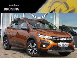 Orange Gebraucht 2023 Dacia Sandero Expression Kleinwagen | 16.490 € (Fairer Preis)