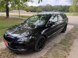 Schwarz Gebraucht 2014 Skoda Superb Kombi | 9.900 € (Etwas zu teuer)