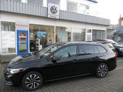 Schwarz Gebraucht 2022 VW Golf VIII Active Kombi | 24.698 € (Etwas zu teuer)