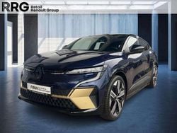 Blau + schwarz Gebraucht 2023 Renault Mégane Iconic Limousine | 29.990 € (Superpreis)
