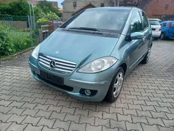 Blaumetllic Gebraucht 2006 Mercedes A170 Elegance Limousine | 2.699 € (Fairer Preis)