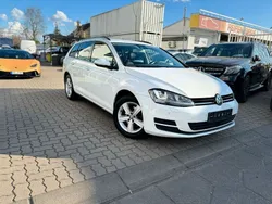Weiß Gebraucht 2015 VW Golf VII Comfortline Kombi | 11.999 € (Fairer Preis)