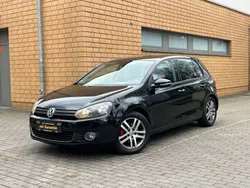 Schwarz Gebraucht 2012 VW Golf VI Highline Limousine | 8.450 € (Etwas zu teuer)