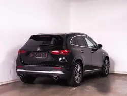 Schwarz / kosmosschwarz Gebraucht 2024 Mercedes GLA35 AMG Advanced Plus SUV | 53.482 € (Etwas zu teuer)