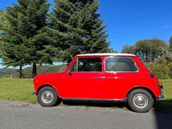 Rot Gebraucht 1973 Mini 1000 Kleinwagen | 13.900 €