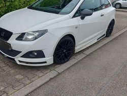 Weiß Gebraucht 2010 Seat Ibiza Kleinwagen | 3.700 €