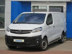 Weiss Gebraucht 2024 Opel Vivaro Edition Van | 27.990 € (Guter Preis)