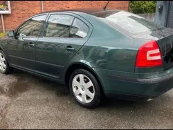 Grün Gebraucht 2006 Skoda Octavia Limousine | 5.300 € (Teuer)