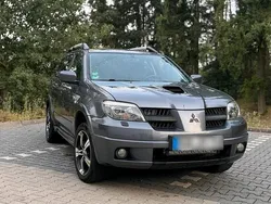 Grau Gebraucht 2005 Mitsubishi Outlander SUV | 2.850 €