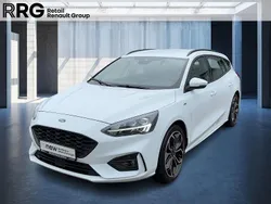 Weiß Gebraucht 2022 Ford Focus ST-Line Kombi | 20.989 € (Fairer Preis)