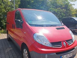 Rot Gebraucht 2010 Renault Trafic Van | 5.990 € (Superpreis)