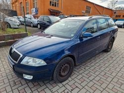 Blau Gebraucht 2006 Skoda Octavia Elegance Kombi | 590 €