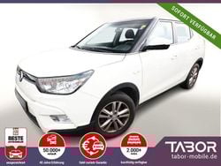 Weiß Gebraucht 2018 Ssangyong (KGM) Tivoli Crystal SUV | 11.288 €