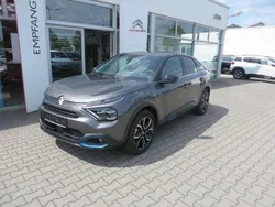Platiniumgrau Gebraucht 2023 Citroën e-C4 Shine Limousine | 26.985 € (Teuer)