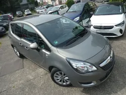 Muskatgrau/pepperdust Gebraucht 2016 Opel Meriva drive Van / Kleinbus | 12.580 € (Etwas zu teuer)