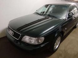 Grün Gebraucht 1995 Audi 100 Limousine | 8.900 €