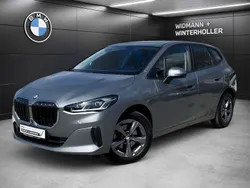 Grau Gebraucht 2024 BMW 218 Active Tourer Luxury Line Van / Kleinbus | 31.230 € (Fairer Preis)