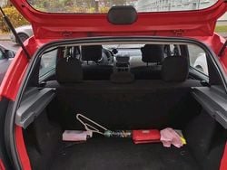 Rot Gebraucht 2010 Dacia Sandero Kombi | 1.000 € (Superpreis)