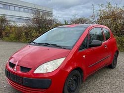 Rot Gebraucht 2005 Mitsubishi Colt Top Kleinwagen | 1.500 € (Guter Preis)