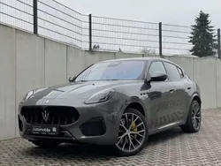 Grau Gebraucht 2022 Maserati Grecale SUV | 58.999 € (Guter Preis)
