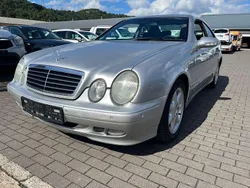 Silber Gebraucht 1999 Mercedes CLK200 Elegance Coupé | 2.900 € (Guter Preis)