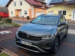 Grau Gebraucht 2023 VW T-Roc Move SUV | 24.900 € (Guter Preis)