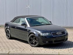 Schwarz Gebraucht 2003 Audi A4 Cabriolet Cabrio | 1.850 € (Fairer Preis)
