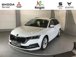 Weiß Gebraucht 2022 Skoda Octavia Style Kombi | 24.490 € (Guter Preis)
