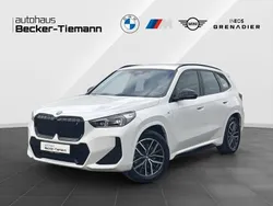 Alpinweiß uni Gebraucht 2023 BMW iX1 M Sport SUV | 38.488 € (Fairer Preis)