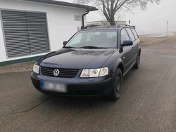 Blau Gebraucht 1999 VW Passat Kombi | 1.500 € (Fairer Preis)