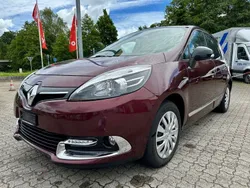 Rot Gebraucht 2015 Renault Scénic III Bose Edition Van / Kleinbus | 5.290 € (Fairer Preis)