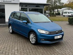 Blau Gebraucht 2020 VW Touran Highline Van / Kleinbus | 26.950 € (Guter Preis)