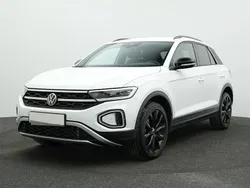Weiss Gebraucht 2024 VW T-Roc IQ Drive SUV | 30.789 € (Fairer Preis)