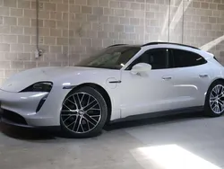 Grau Gebraucht 2022 Porsche Taycan Performance Package Limousine | 64.950 € (Teuer)