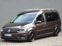 Braun Gebraucht 2016 VW Caddy Maxi Highline Van / Kleinbus | 16.980 € (Guter Preis)