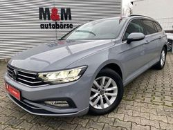 Grau Gebraucht 2022 VW Passat Business Kombi | 20.900 € (Fairer Preis)