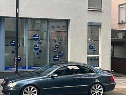 Blau Gebraucht 2003 Mercedes CLK320 Avantgarde Coupé | 4.300 € (Fairer Preis)