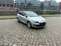 Silber Gebraucht 2013 Renault Mégane GrandTour Kombi | 6.199 € (Etwas zu teuer)