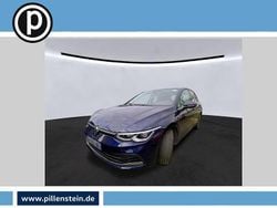 Blau Gebraucht 2022 VW Golf VIII Style Limousine | 20.991 € (Guter Preis)