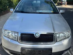 Silber Gebraucht 2004 Skoda Fabia Kombi | 999 € (Guter Preis)