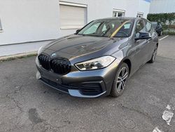 Grau Gebraucht 2020 BMW 118 Advantage Kleinwagen | 16.000 € (Etwas zu teuer)