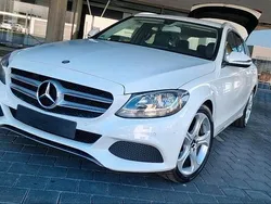 Weiß Gebraucht 2015 Mercedes C200 Kombi | 9.900 €