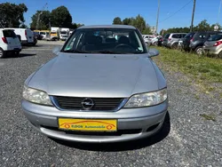 Silber Gebraucht 2001 Opel Vectra Limousine | 900 € (Superpreis)