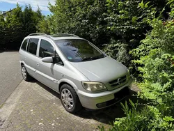 Silber Gebraucht 2003 Opel Zafira Van / Kleinbus | 2.500 € (Fairer Preis)