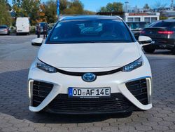 Weiß Gebraucht 2016 Toyota Mirai H2 Limousine | 7.900 € (Fairer Preis)
