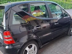 Schwarz Gebraucht 2002 Mercedes A210 Van / Kleinbus | 1.250 € (Superpreis)