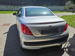 Silber Gebraucht 2008 Peugeot 207 CC Cabrio | 2.300 € (Fairer Preis)